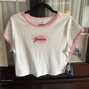 Limited Too Junior Gemini White & Pink Crop Tee